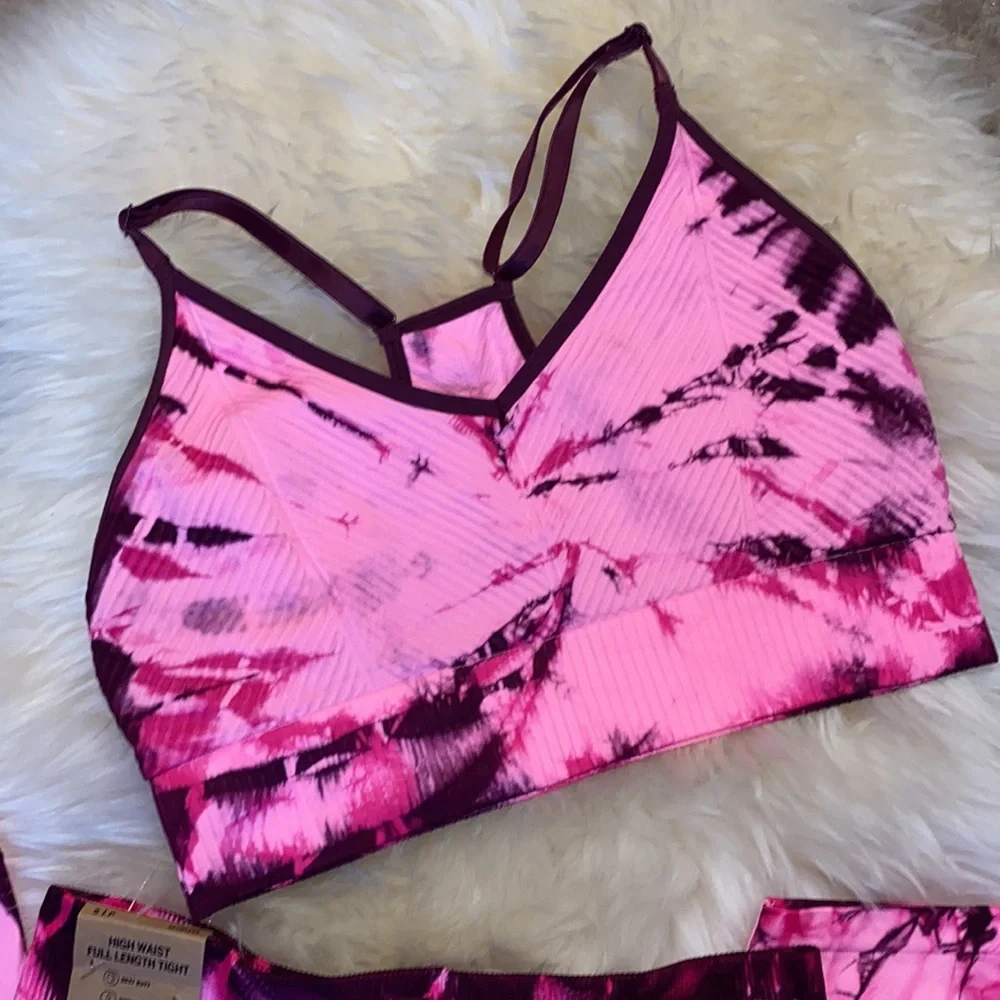 🆕PINK Victoria’s Secret Pink Spiral Tie Dye Set, M, S
